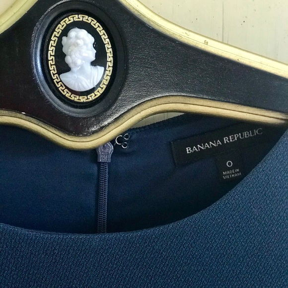 Banana Republic Pencil Shape Dress - Picture 4 of 5